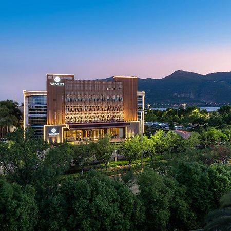 Weiselect Wanghu Hotel Куньмин Экстерьер фото