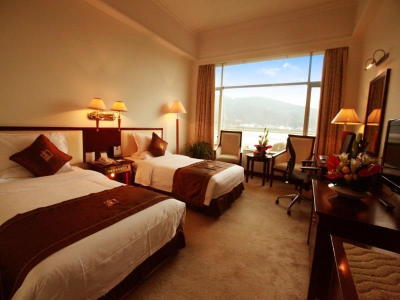 Weiselect Wanghu Hotel Куньмин Экстерьер фото
