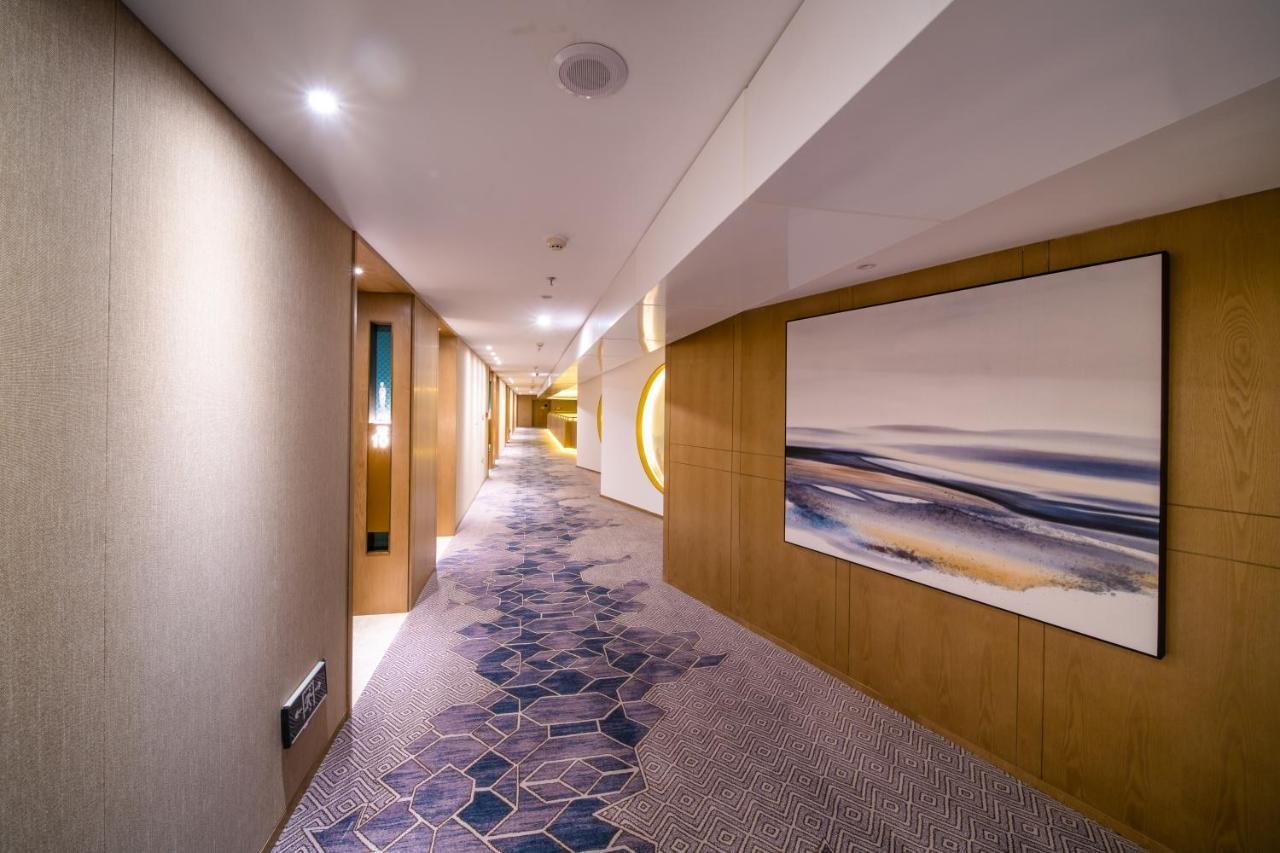 Weiselect Wanghu Hotel Куньмин Экстерьер фото